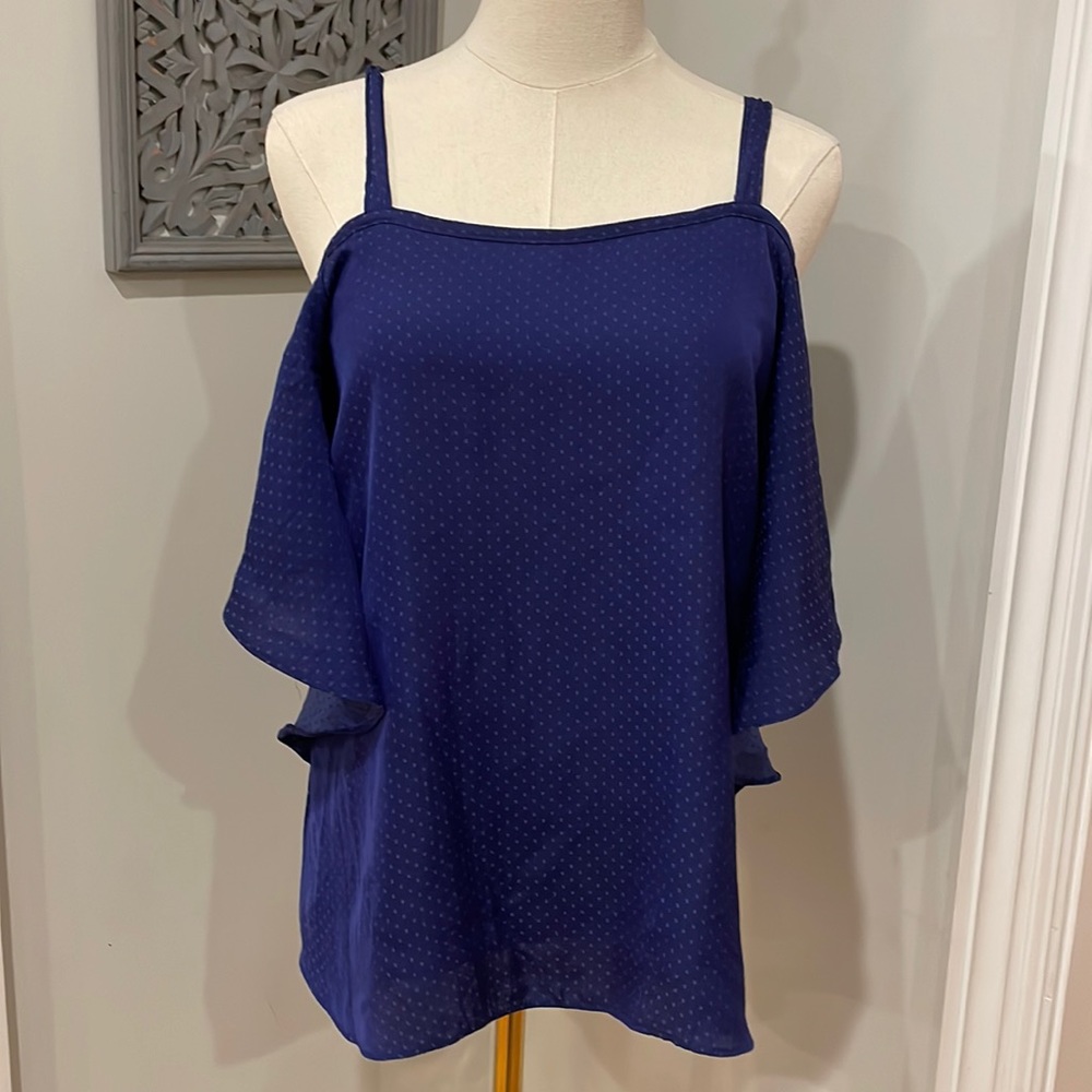 VaVa cold shoulder Top